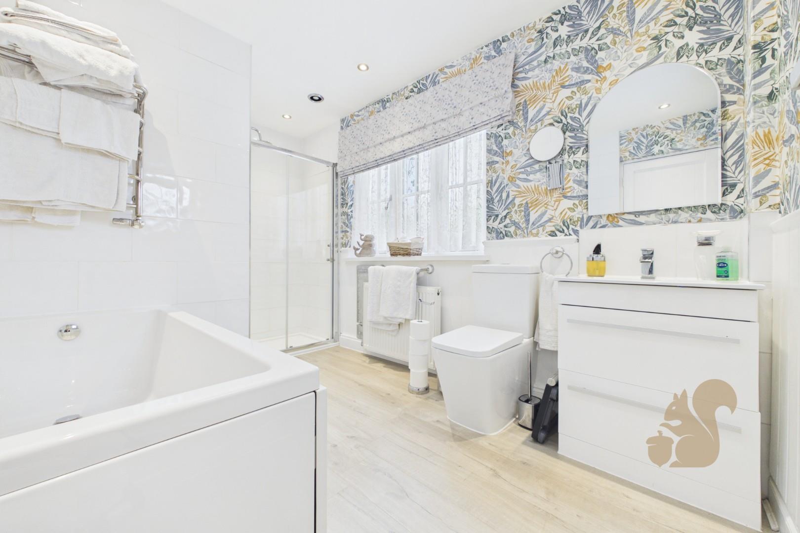 Ensuite